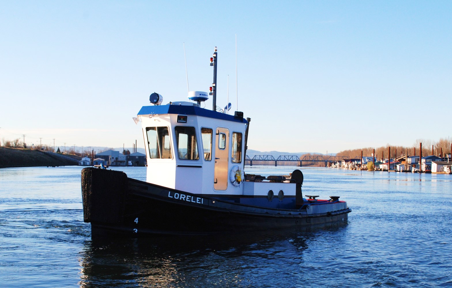 LORELEI on the Columbia at dusk
